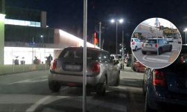 Civitanova, parcheggi selvaggi al Cuore Adriatico: quando perseverare è diabolico
