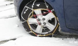 Strade statali: dal 15 novembre obbligo di pneumatici invernali o catene a bordo. Ecco i tratti interessati in provincia di Macerata