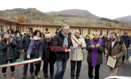 Inaugurato a Muccia il centro commerciale 'Il Punto', Baroni: "Un segno di ripartenza"