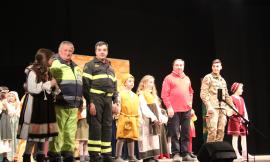 Camerino, gli alunni della scuola Primaria Salvo D’acquisto portano in scena la solidarietà