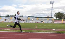 8 dicembre, grande successo per la Staffetta dell’Atletica AVIS Macerata - FOTO