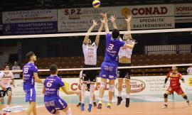 La GoldenPlast Potenza Picena lotta, ma Reggio Emilia s’impone 3 a 1