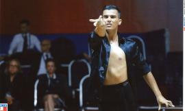 Emanuele Ciccarelli, il settempedano sul tetto del mondo nella danza
