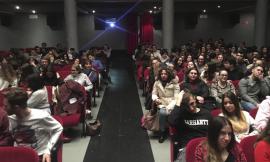 Gli studenti del Galilei di Macerata riflettono sulla Shoah con il film “Gli Invisibili”