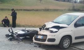 Sarnano, scontro auto contro moto: un ragazzo trasportato ad Ancona