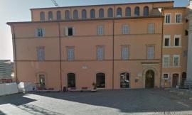 Macerata, Remo Pagnanelli e l'arte: pienone nella Sala Castiglioni