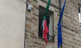 "Giorno del ricordo": bandiere a mezz'asta a San Severino