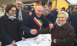 Sisma, consegnate 16 casette a Muccia nell'area di Pian di Giove