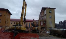 San Severino, quasi ultimata la demolizione dell’edificio in via Galileo Galilei