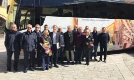San Severino, Contram dedica due autobus alla città. Mimose per le signore presenti