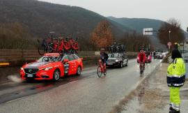 Tirreno-Adriatico, il piccolo "esercito" che ha vegliato sul passaggio a San Severino
