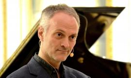 Macerata, giovedì al Teatro Lauro Rossi presentazione del libro di Bietti "Mozart all'Opera"