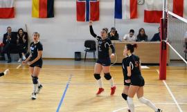 L’HR Volley Macerata si laurea campione provinciale e abbraccia la sensibilizzazione