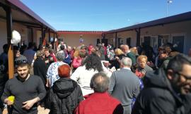 Caldarola, aperitivo al nuovo centro commerciale