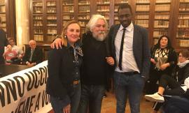 Grande accoglienza per Meluzzi a Macerata