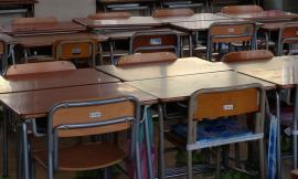 Licenziate otto maestre nella provincia di Macerata: scuole nel caos