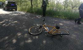Ciclista travolto a Montelupone: inutili i soccorsi - FOTO
