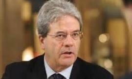 Gentiloni a Bolognola: "Un sisma di dimensioni senza precedenti per l'Italia"