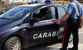 Si barrica in casa e minaccia di uccidersi: salvato dai Carabinieri
