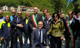 Visso, inaugurata la nuova stalla donata dagli Alpini
