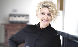 Rossana Casale al Politeama di Tolentino insieme alla Colours Jazz Orchestra e al Coro Polifonico "Città di Tolentino"