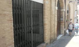 Cannabis light: chiusi due negozi a Macerata (VIDEO)