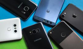 Muore dopo l'esplosione del cellulare nel suo letto