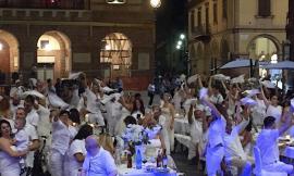 Tolentino, ultime ore per partecipare alla Cena in bianco