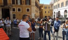 Sisma, sit-in a Montecitorio: "Ci aspettavamo più coraggio. Il Governo passi ai fatti" - FOTO