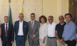Civitanova, l’Amministrazione comunale accoglie la delegazione di Sebenico giunta per la regata