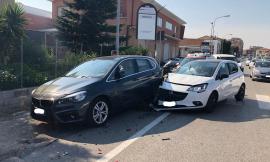 Civitanova, donna investita in via Carducci dopo una carambola
