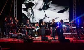 Grande successo per l’inaugurazione del Festival di Popsophia a Civitanova Alta