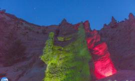 Sibillini, le Lame Rosse si tingono con i colori della bandiera d'Italia - FOTO
