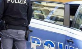 Macerata, controlli anti droga davanti alle scuole: presi due pusher