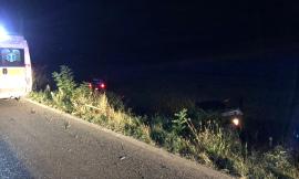 Violento scontro sulla strada "Regina": un ragazzo finisce in ospedale