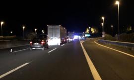 Porto Recanati: schianto nella notte in A14, ferita una donna