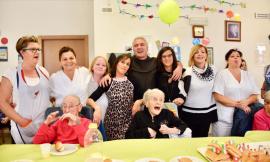 Treia festeggia i nonni della casa di riposo e la centenaria dell'anno