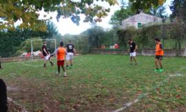 Macerata, gli ospiti de "Il Girasole" e gli studenti dell'Ipsia di San Severino in campo per solidarietà