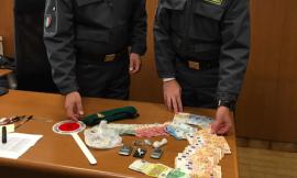 Porto Recanati, sequestrati hashish ed eroina all'Hotel House