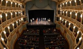 Macerata, oltre 200 studenti alla prova generale dell’Histoire du soldat al Lauro Rossi