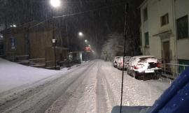 Maltempo e neve nell'entroterra maceratese: chiuse le scuole in diversi comuni
