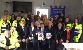 Il Rotary di Tolentino ha offerto il pranzo agli ospiti dei container