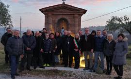 San Severino, nuova illuminazione  al bivio in località Agello e l'edicola volitiva in memoria di Don Nello Paina