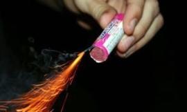 Capodanno - Petardo esplode: al Salesi amputata una falange a un 13enne