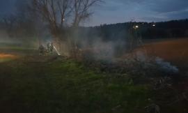 Tragedia a Potenza Picena, dà fuoco alle sterpaglie ma rimane carbonizzato (FOTO)