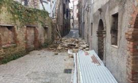 Consegnati gli appartamenti per i terremotati ma in 7 li rifiutano: sindaco sospende il CAS