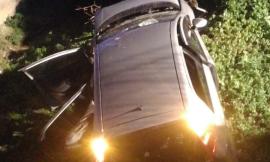 Potenza Picena, auto esce di strada  lungo la SP571: conducente estratto dall'abitacolo (FOTO)