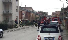Sforzacosta, scoppia l'incendio in un'abitazione: tratto in salvo un bambino (FOTO)