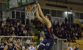 Basket, la Rossella Civitanova si impone al supplementare conto Porto Sant'Elpidio (FOTO)