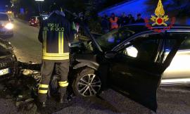 Morrovalle, frontale dall'impatto tremendo: uno dei conducenti trasportato a Torrette (FOTO)